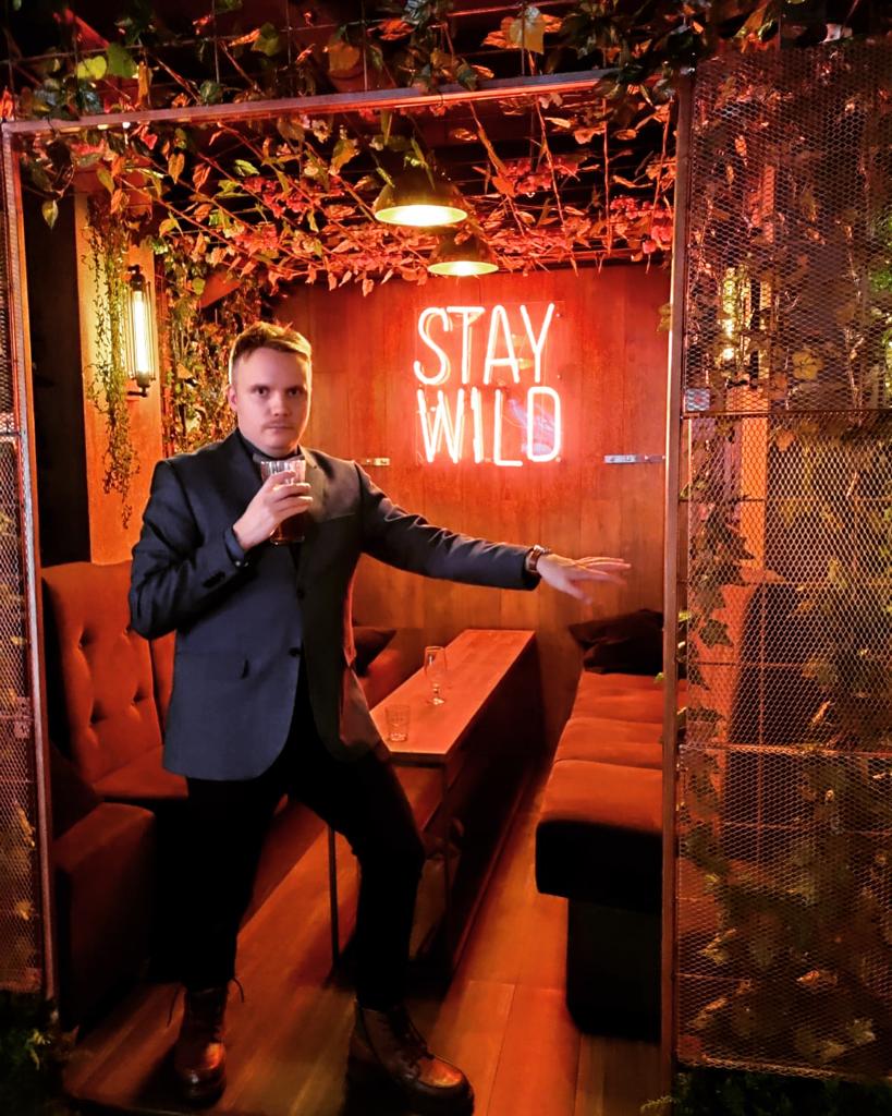 Vesa Rantama karaokessa